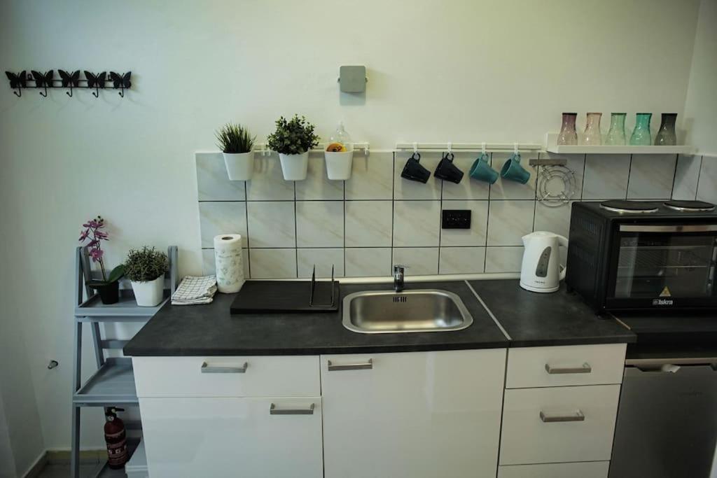 Studio Apartman Gajba In City Center Zagreb Exterior photo