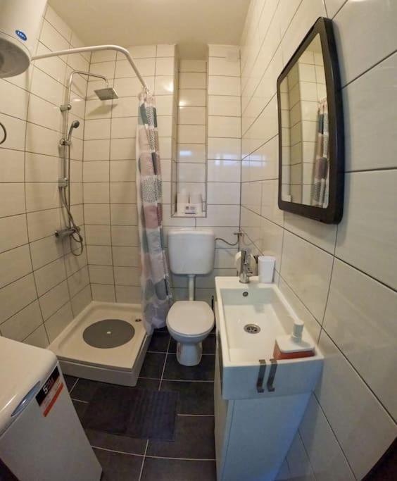 Studio Apartman Gajba In City Center Zagreb Exterior photo