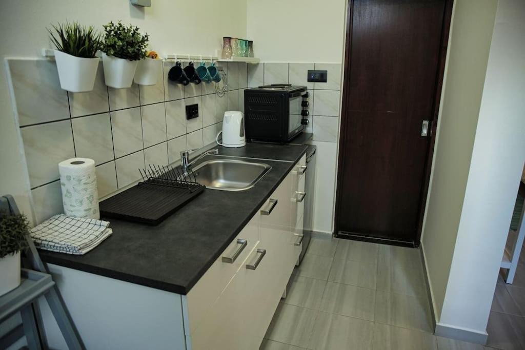 Studio Apartman Gajba In City Center Zagreb Exterior photo