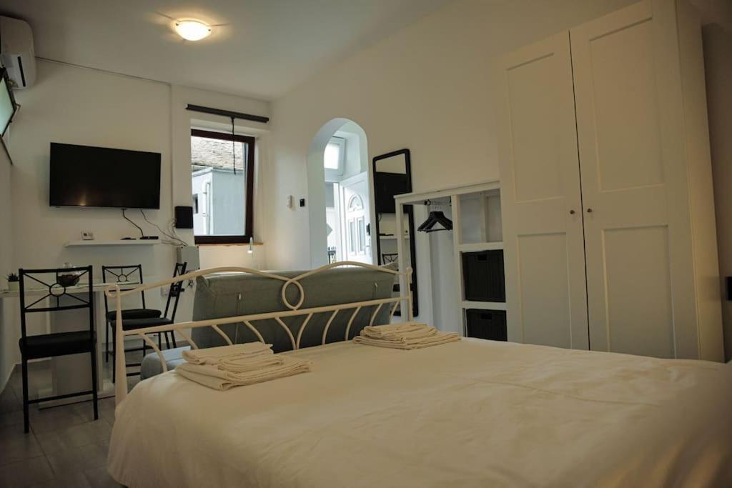 Studio Apartman Gajba In City Center Zagreb Exterior photo